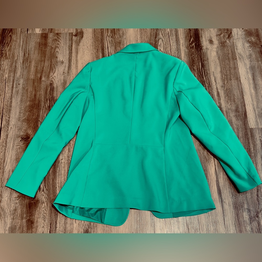 Anne Klein Blazer with Gold Buttons - Picture 4 of 4